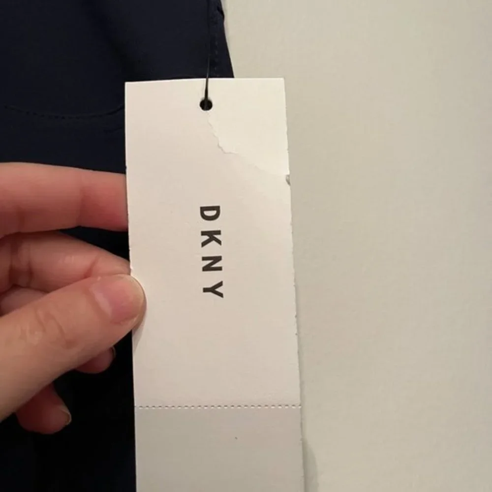 DKNY Navy Pants – New With Tags‎ – Size 12